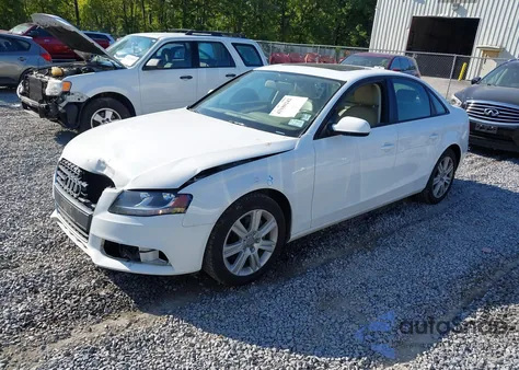 2010 Audi A4 2.0T Premium из США, поврежденный, VIN WAUBFAFL0AN037582